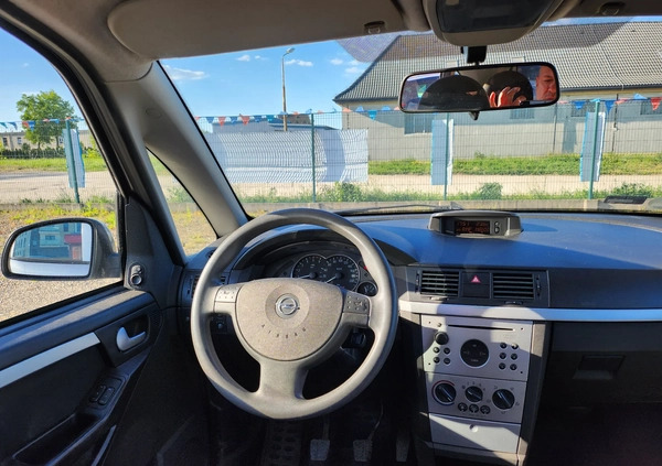 Opel Meriva cena 6900 przebieg: 212345, rok produkcji 2004 z Piła małe 466